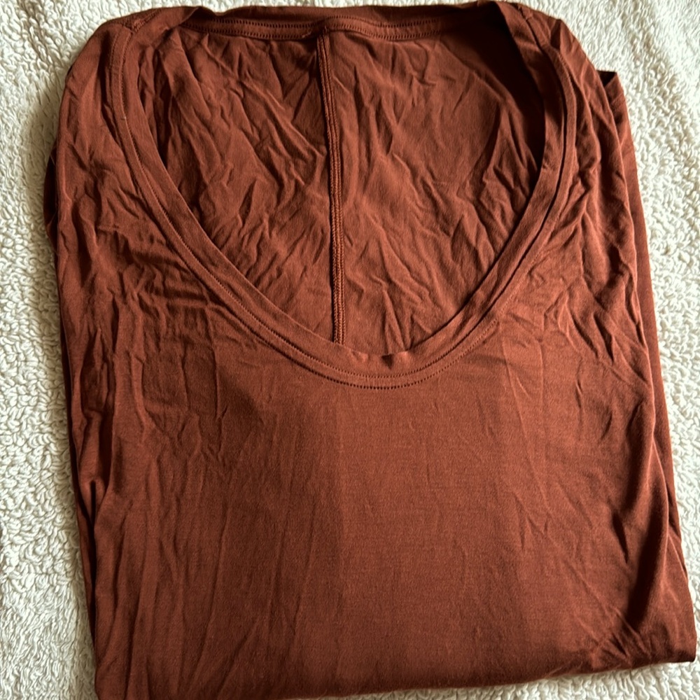 Lululemon flowy long sleeve top